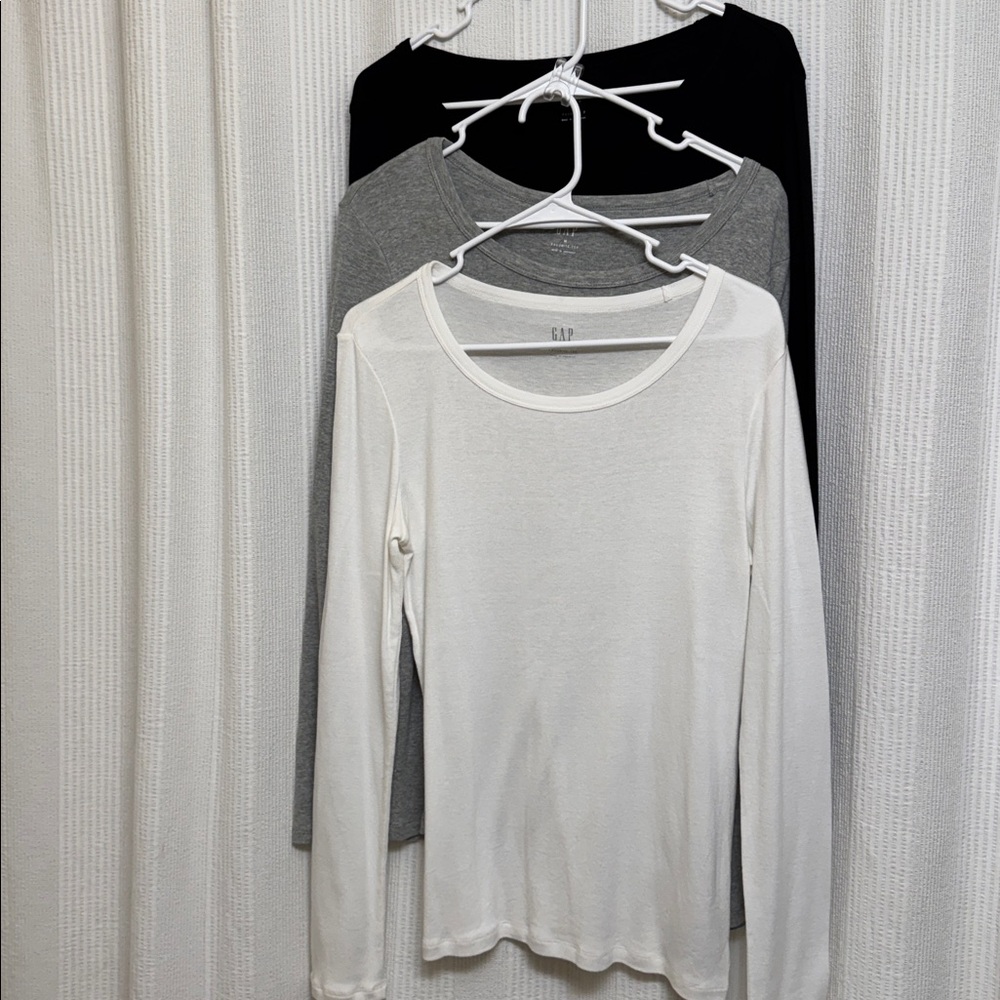 GAP Women's Long Sleeve Tops - White, Gray, Black